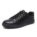 Foto de Tenis Urban Classic – Blanco y Negro