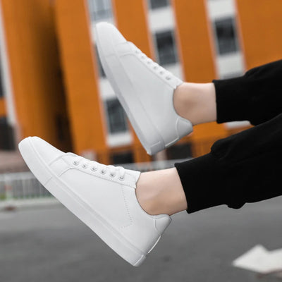 Tenis Urban Classic – Blanco y Negro